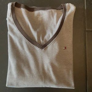 Women’s Tommy Hilfiger long sleeved shirt